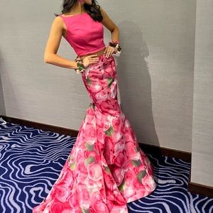 Two piece Sherri hill